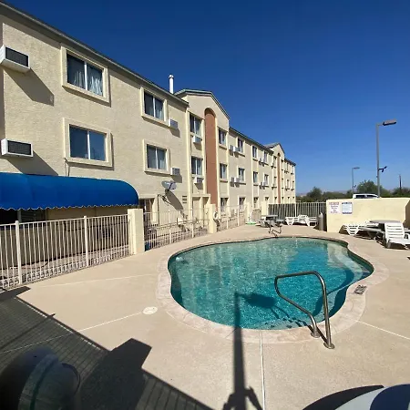 Americas Choice Inn & Suites